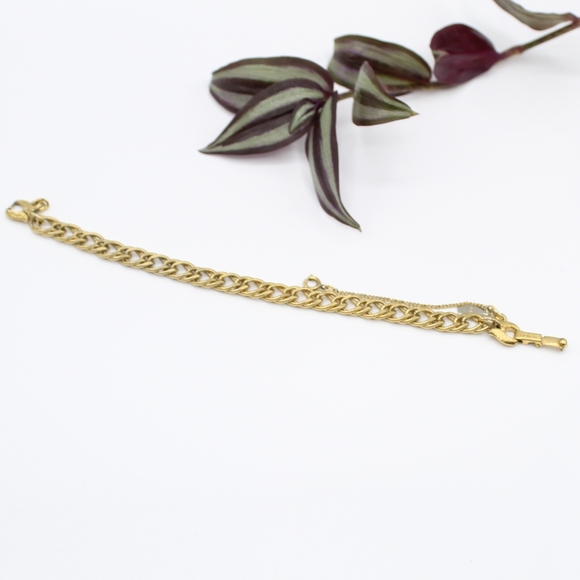 Vintage Monet link bracelet - Picture 6 of 8